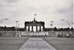 img019-West-Berlin-wall-1989-black and white